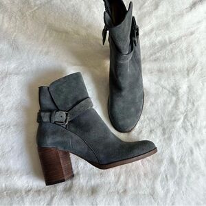 Splendid Women’s Callen Suede Buckle Ankle Bootie Size 9
